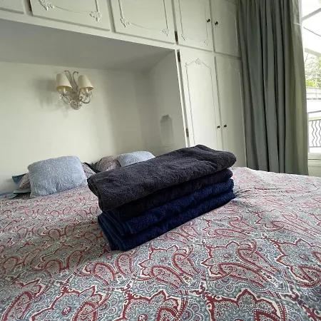 Appartement 2 Pieces Elegant Proche Porte De Versailles Parijs
